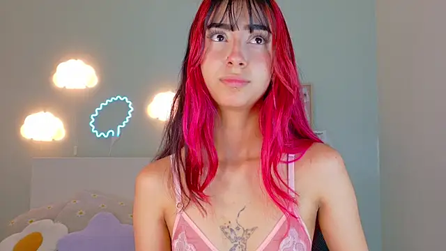 Snapshot of ParisFox_ chatting on November 6, 7:37 pm ParisFox online show from November 6, 7:37 pm