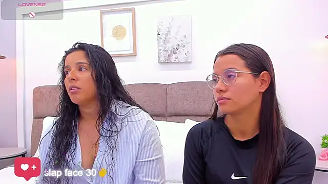 Snapshot of Dilan_y_Mia chatting on March 14, 1:24 pm Dilan y Mia online show from March 14, 1:24 pm