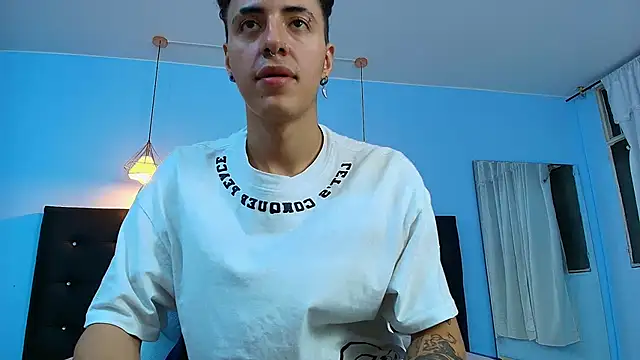 Lobo 17  online show from January 18, 9:56 am