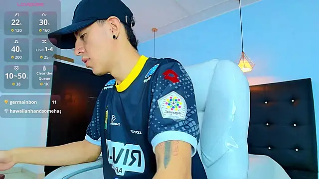 Lobo 17  online show from September 20, 3:29 am