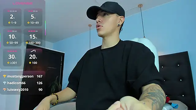 Lobo 17  online show from October 19, 3:40 am