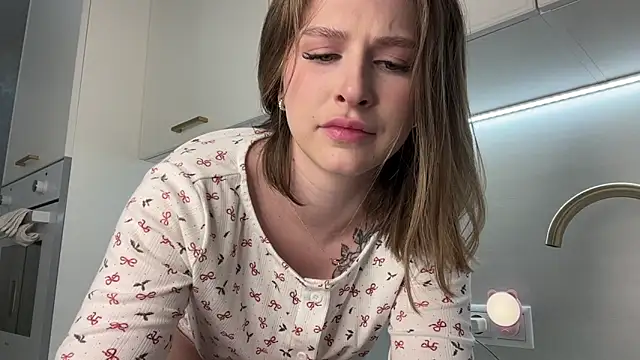 Snapshot of Scarlett_Florence chatting on March 5, 7:38 pm Scarlett Florence online show from March 5, 7:38 pm