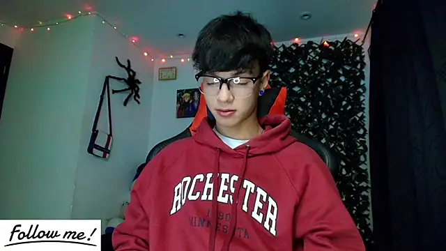 twink sebas  online show from January 22, 9:13 am