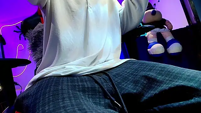 twink sebas  online show from October 20, 12:33 am