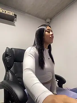 emily 22x online show from January 24, 11:56 pm