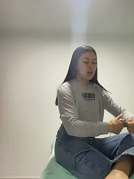 emily 22x online show from October 2, 2:24 pm