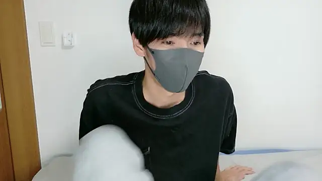 itsme LEON online show from October 12, 1:10 pm