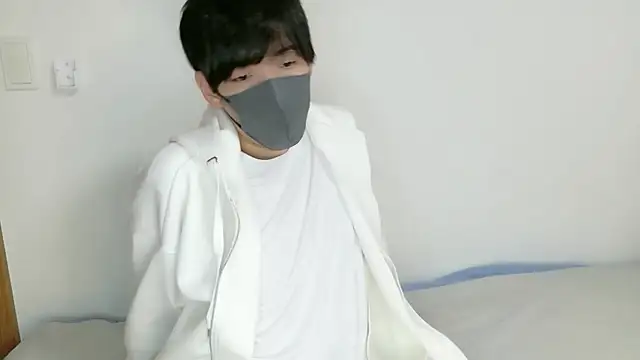 itsme LEON online show from December 1, 1:05 pm