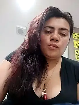 naughty-sharlot online show from January 10, 9:20 pm