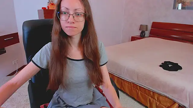 Pantyhose Mila online show from October 26, 8:04 pm