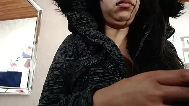 CarolineBrunx online show from November 3, 9:21 am