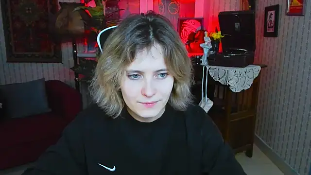 Snapshot of LolaAsmus chatting on December 30, 1:14 pm LolaAsmus online show from December 30, 1:14 pm