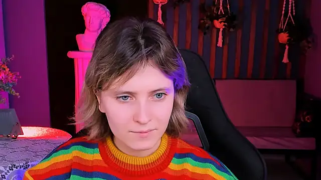 Snapshot of LolaAsmus chatting on January 14, 11:31 am LolaAsmus online show from January 14, 11:31 am