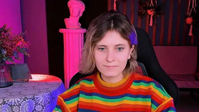 Snapshot of LolaAsmus chatting on January 14, 2:32 pm LolaAsmus online show from January 14, 2:32 pm