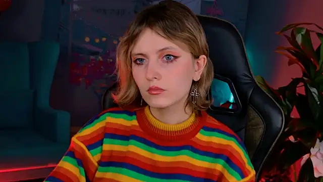 Snapshot of LolaAsmus chatting on January 15, 8:09 am LolaAsmus online show from January 15, 8:09 am