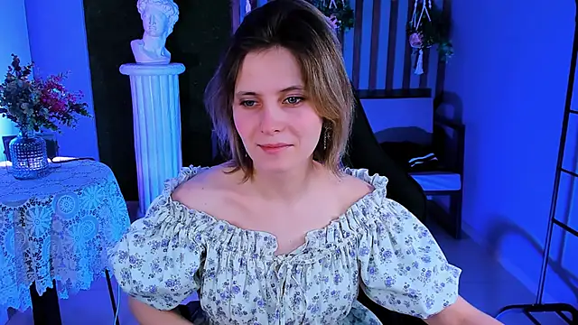 Snapshot of LolaAsmus chatting on January 23, 2:17 pm LolaAsmus online show from January 23, 2:17 pm