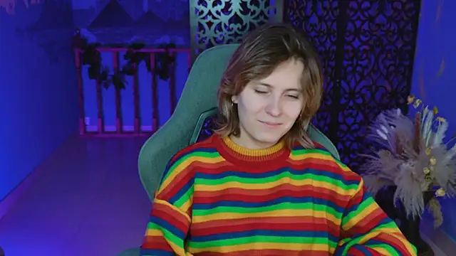 Snapshot of LolaAsmus chatting on February 7, 5:40 pm LolaAsmus online show from February 7, 5:40 pm