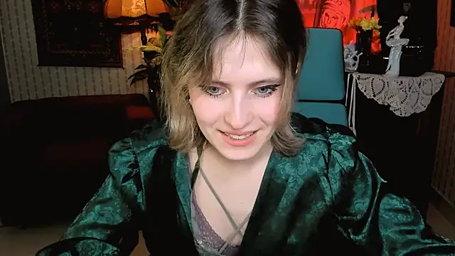 Snapshot of LolaAsmus chatting on February 26, 4:14 pm LolaAsmus online show from February 26, 4:14 pm