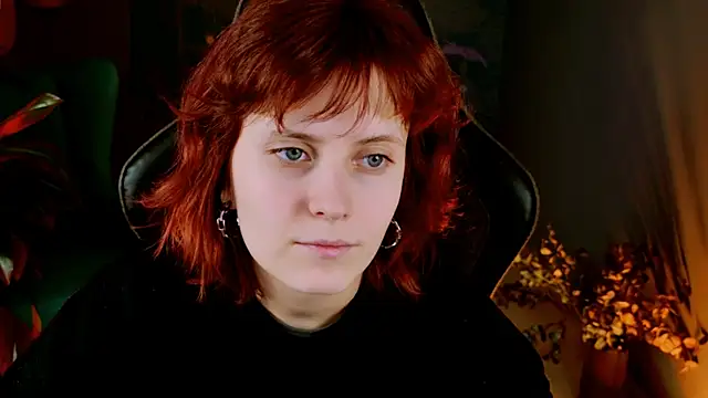 Snapshot of LolaAsmus chatting on March 11, 8:09 am LolaAsmus online show from March 11, 8:09 am