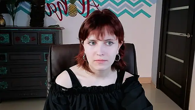 Snapshot of LolaAsmus chatting on March 11, 11:44 am LolaAsmus online show from March 11, 11:44 am