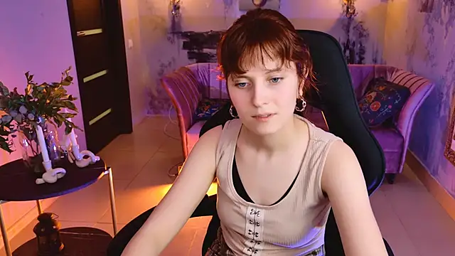 Snapshot of LolaAsmus chatting on March 12, 2:23 pm LolaAsmus online show from March 12, 2:23 pm