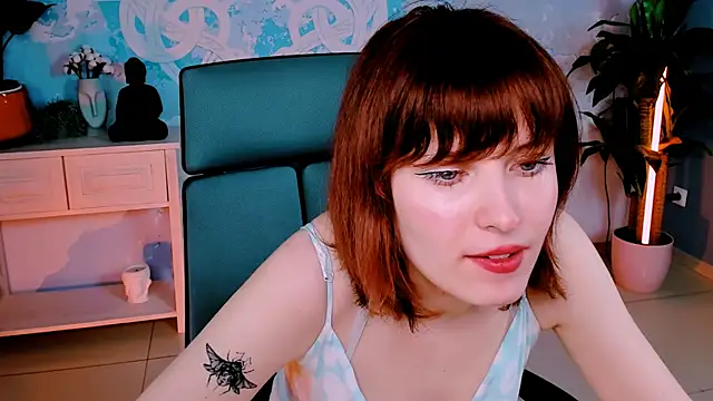 Snapshot of LolaAsmus chatting on March 23, 8:15 am LolaAsmus online show from March 23, 8:15 am