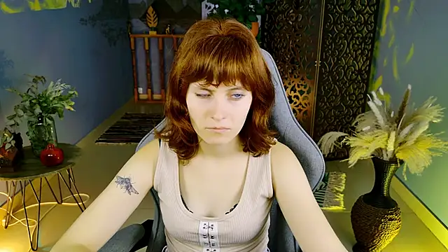 Snapshot of LolaAsmus chatting on September 24, 5:11 am LolaAsmus online show from September 24, 5:11 am