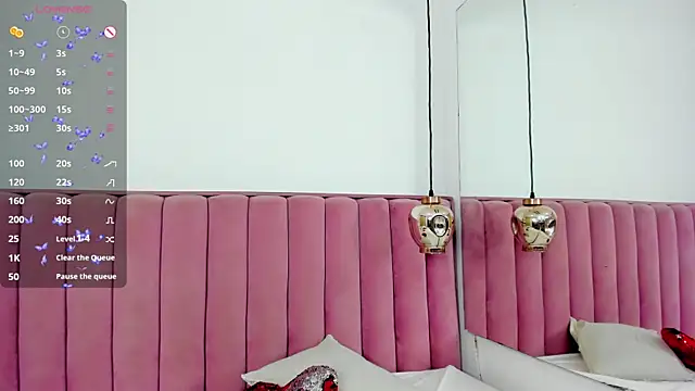 Vennus gir online show from January 9, 3:47 am