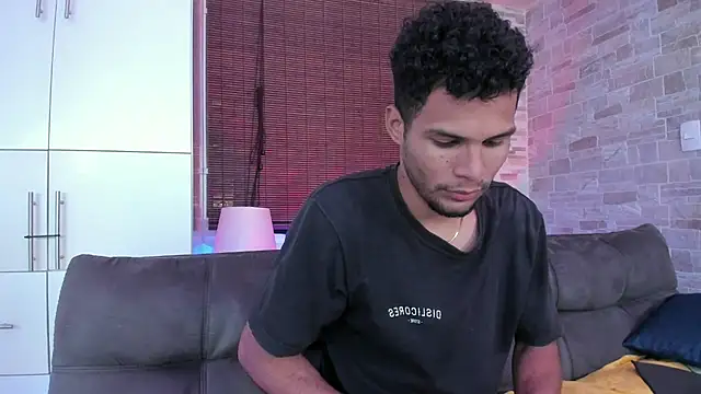 miaa lux online show from January 17, 9:50 pm