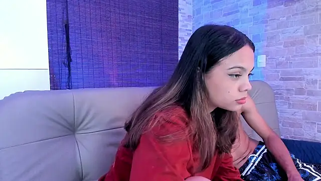 miaa lux online show from March 7, 9:59 pm