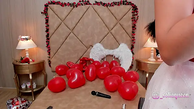 SoffiQueen online show from February 9, 12:06 am