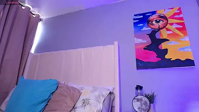 Snapshot of Shenoa1 chatting on October 10, 7:35 pm Shenoa1 online show from October 10, 7:35 pm