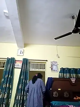 heenage online show from December 4, 6:55 am