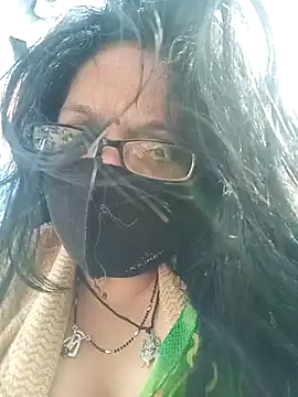 heenage online show from January 11, 7:39 am