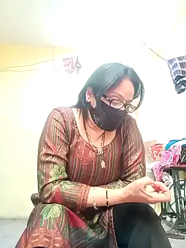 heenage online show from January 26, 9:51 am