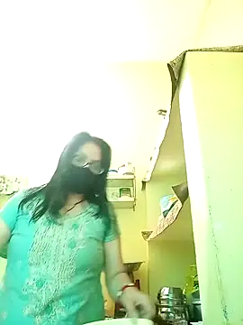 heenage online show from February 10, 2:52 am