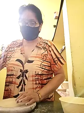 heenage online show from September 9, 3:00 pm