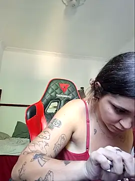 luuhcat09 online show from October 16, 5:36 pm