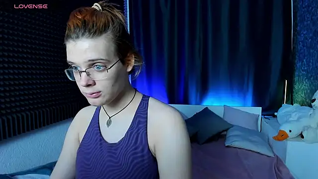 KIKI Krash online show from December 25, 10:06 am