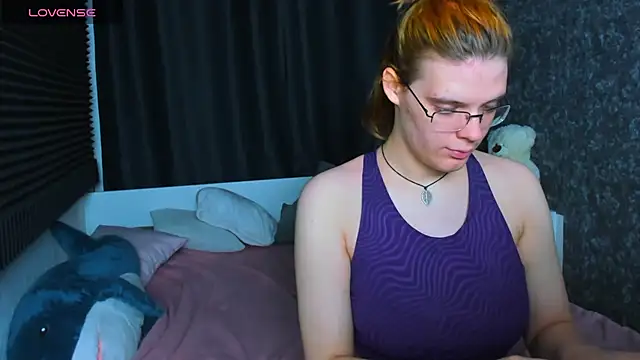 KIKI Krash online show from December 27, 10:12 am