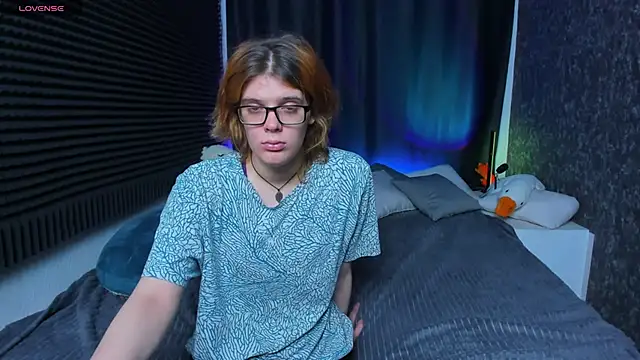 KIKI Krash online show from March 1, 10:24 am