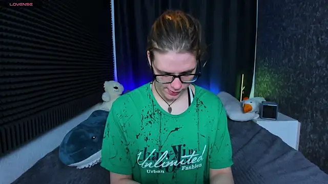 KIKI Krash online show from March 14, 10:18 am