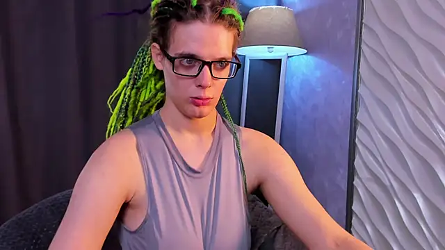 KIKI Krash online show from September 20, 10:05 am