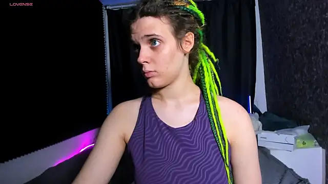 KIKI Krash online show from November 30, 10:41 am