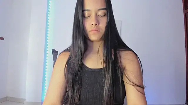 anniesweet- online show from March 18, 4:37 pm