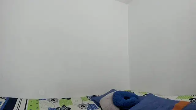 Nathaly love96 online show from December 19, 8:44 pm