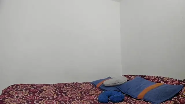 Nathaly love96 online show from December 31, 8:02 pm