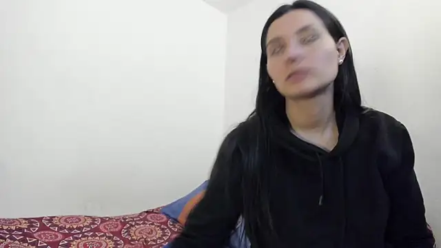 Nathaly love96 online show from January 28, 8:04 pm