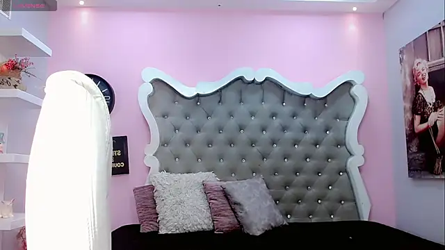 Sophia-Isabella online show from January 20, 11:10 pm