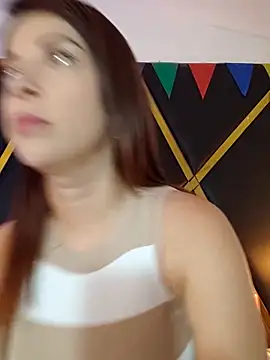 Adel Nesbiit online show from October 5, 9:40 am